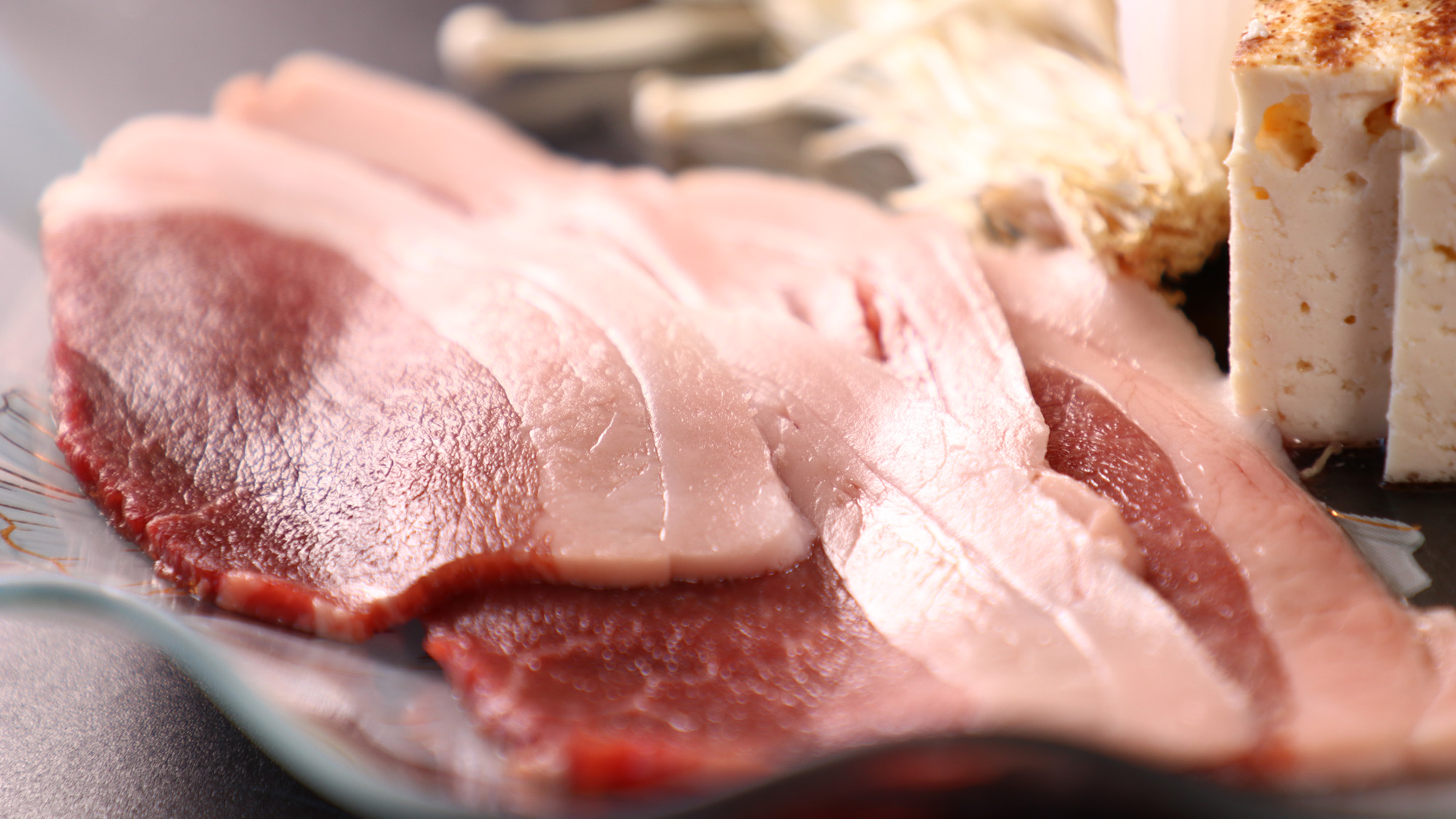 夕食_猪鍋_猟から屠殺、加工まで一貫して行う猪肉は都内有名店にもおろしている絶品です*