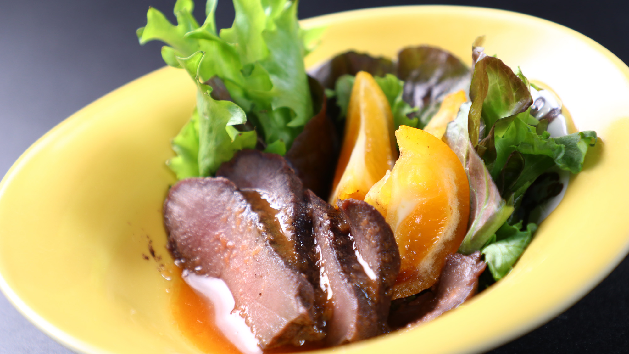 夕食_ジビエの宿ならではの鹿肉のロースト。*