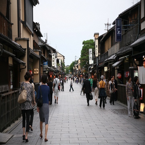 Sightseeing spots within a 5-minute walk-Gion Hanamikoji