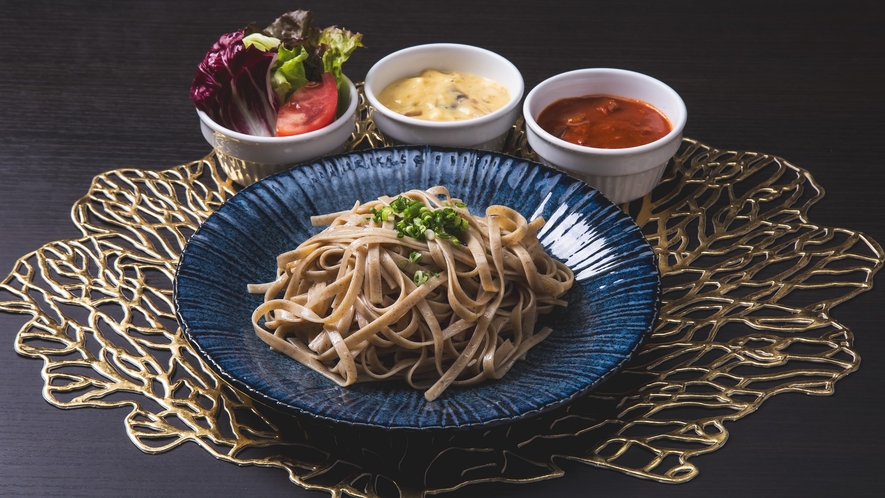 【連泊】選べるご昼食◇モチモチそば粉パスタ