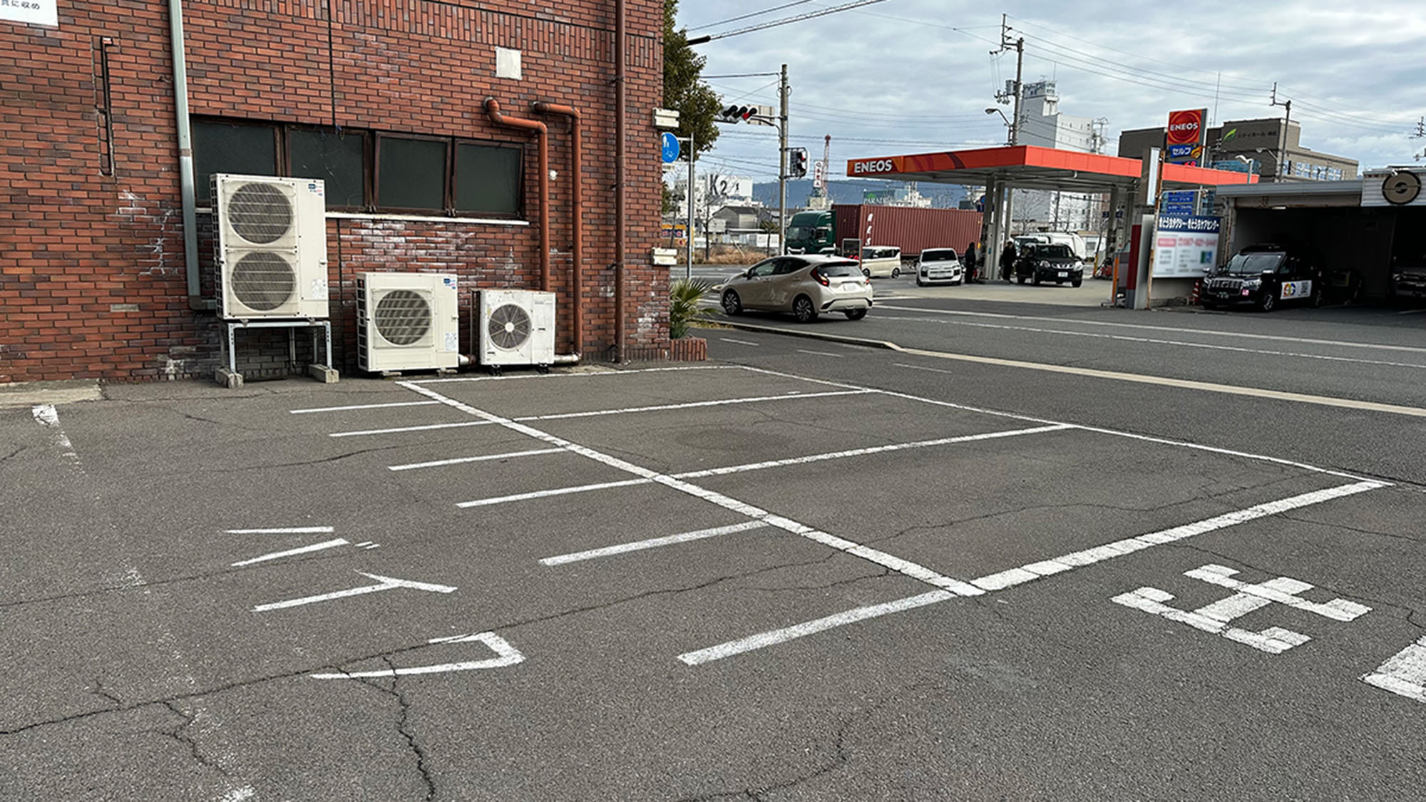 ・【駐車場】バイク置き場もございます