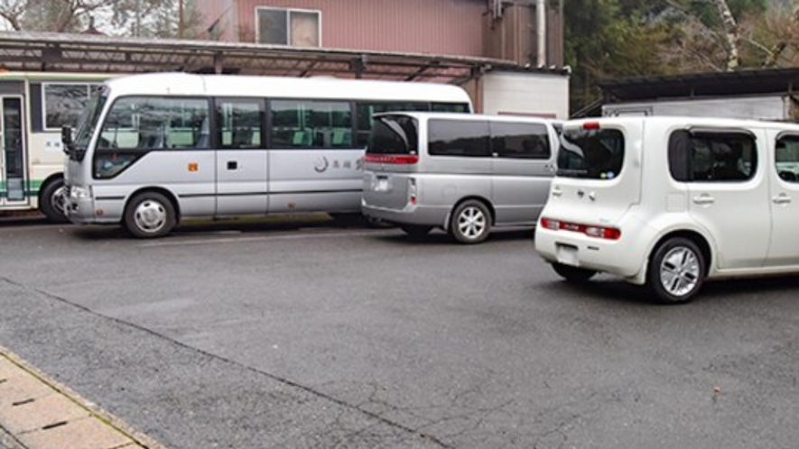 *【駐車場】お車でお越しのお客様は無料の駐車場がございます。(１５台・予約不要)