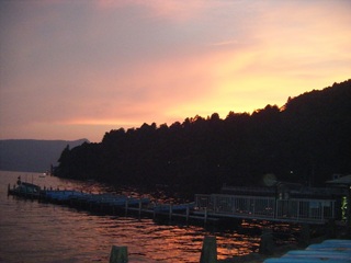 芦ノ湖の夕暮れ