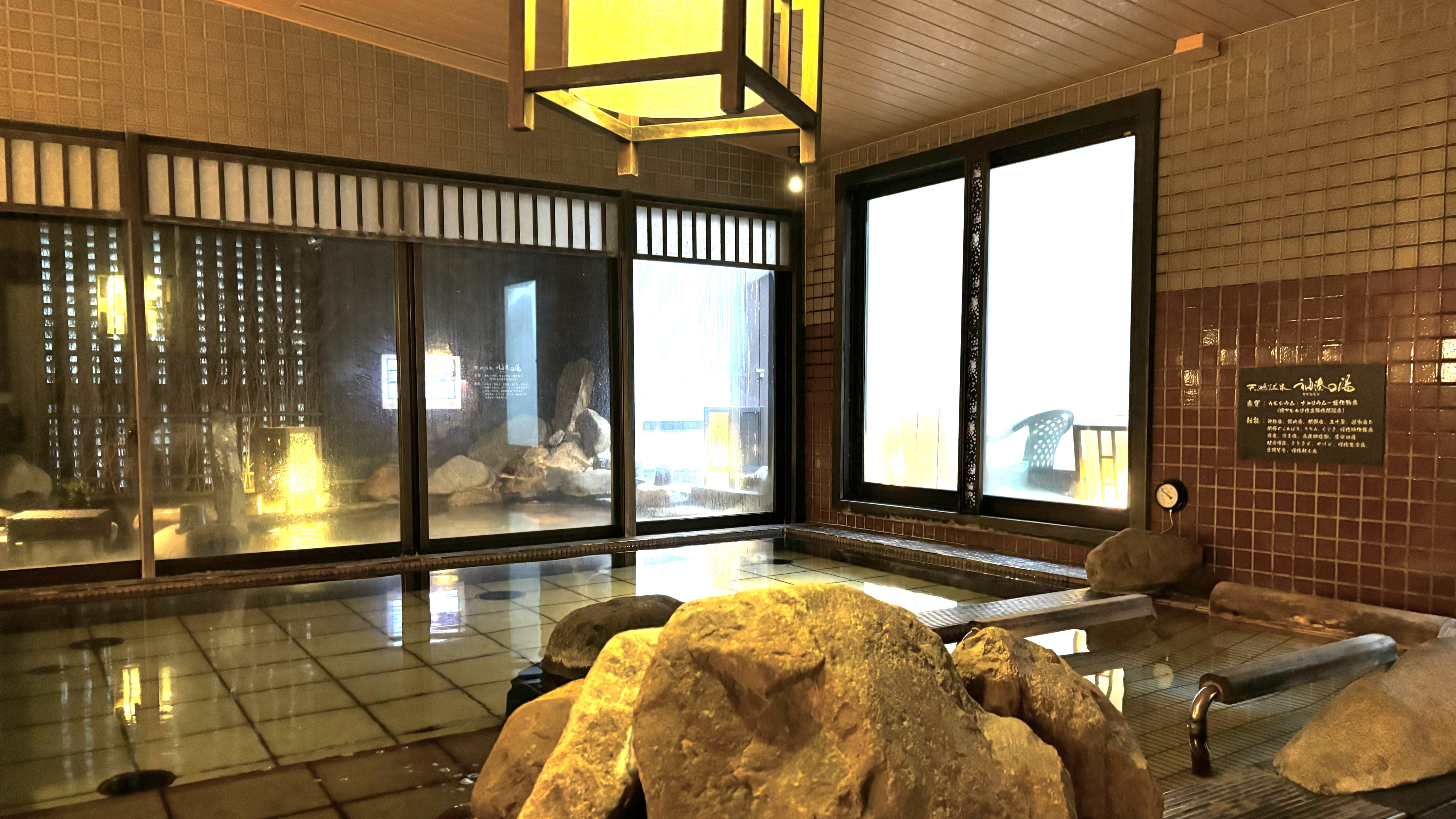 【大浴場ご利用可能時間15：00～翌朝10：00】