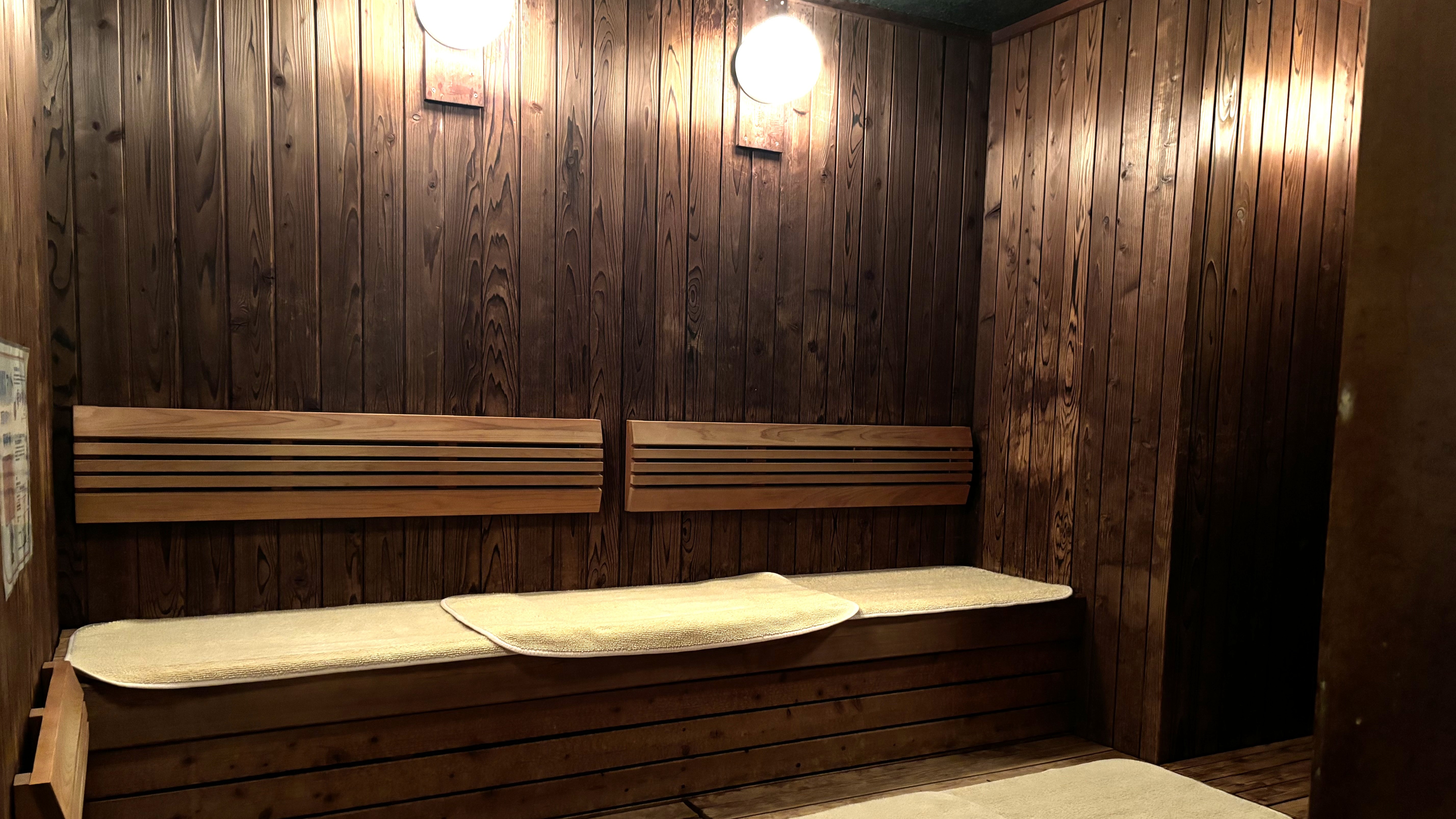 15：00～25：00、翌5：00～10：00※深夜1：00～5：00は停止