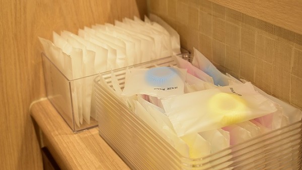 ヘアゴム・シャワーキャップ（女子脱衣所）