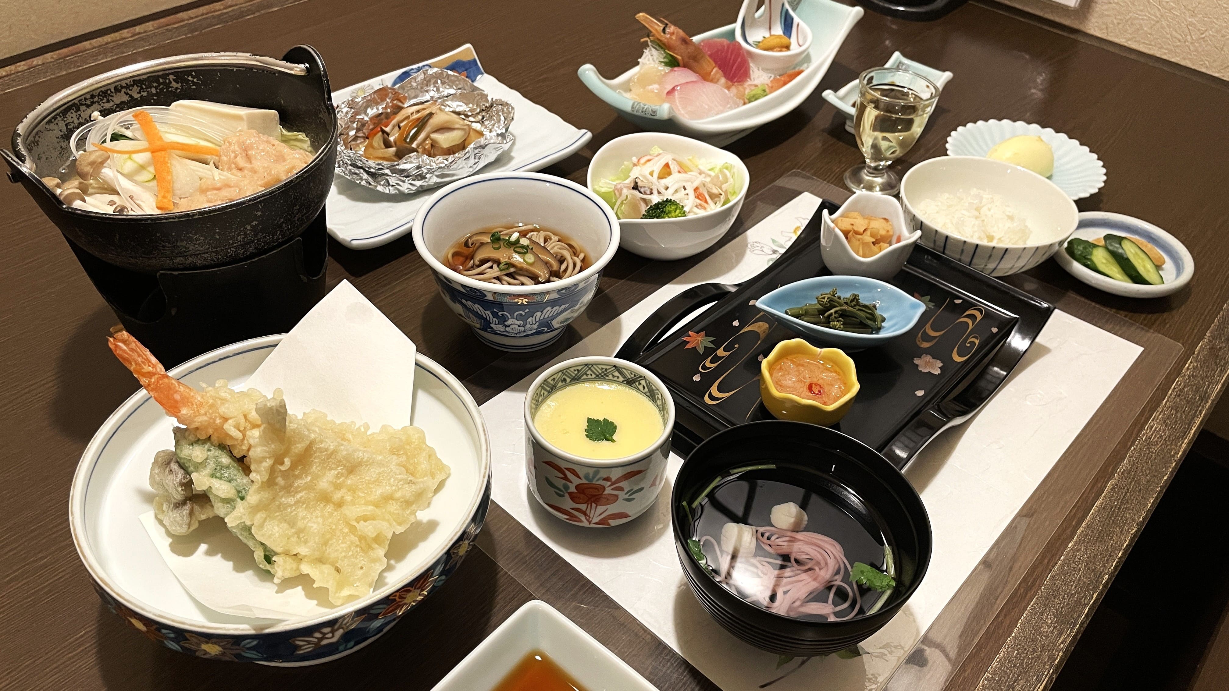 ◆＜ゆったり膳＞海の幸と山の幸をふんだんに使用した会席をぜひご賞味ください。