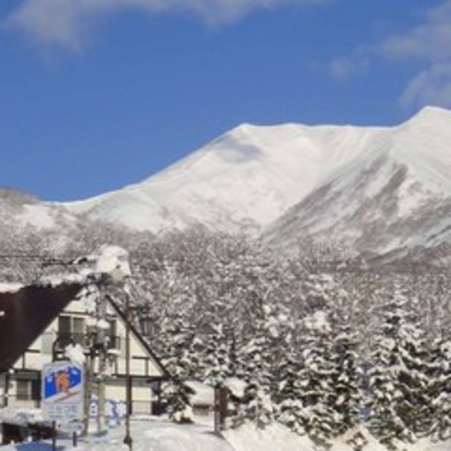 *雪の羊蹄山①