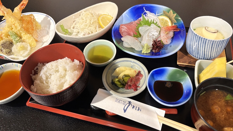 【リーズナブル】平日限定◆当宿自慢の夕食はお部屋にてお召し上がりいただけます☆《2食付》