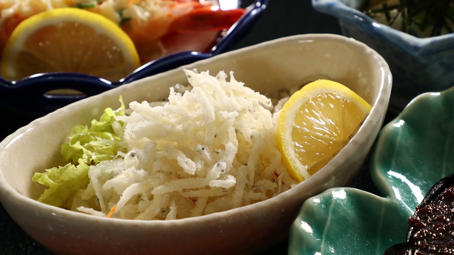 【夕食】 香味野菜と白魚土佐酢和え*