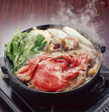 〔牛々すき焼き鍋コース〕やっぱり牛肉！すき焼きでお肉堪能♪ 