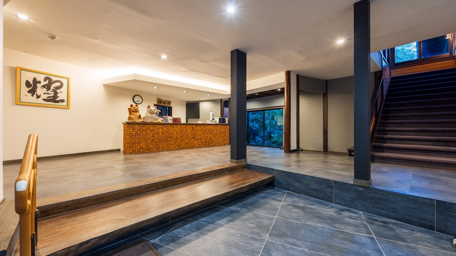 【ロビー】美しさと落ち着きが調和するロビー