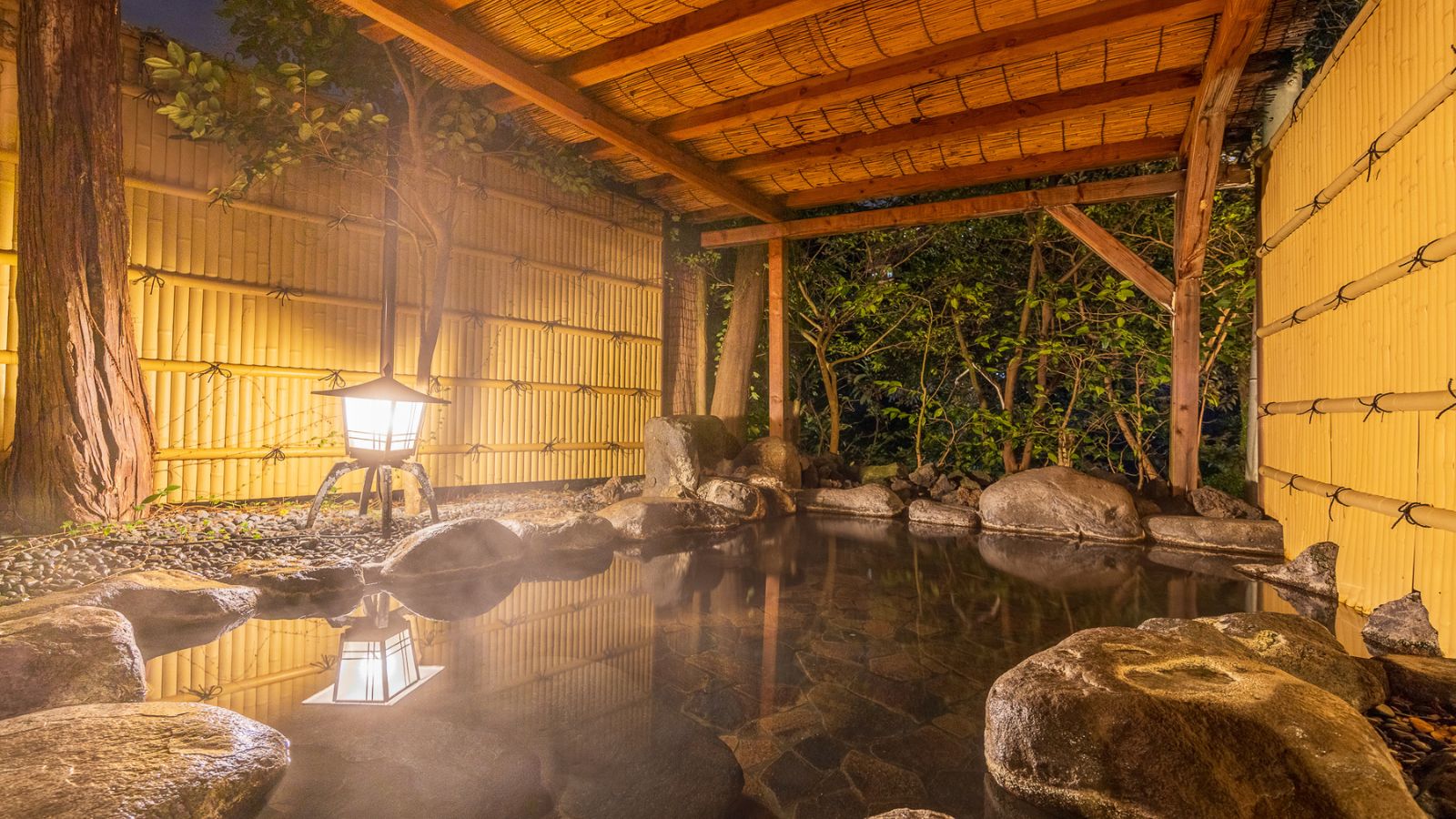 【露天風呂】涼風の湯