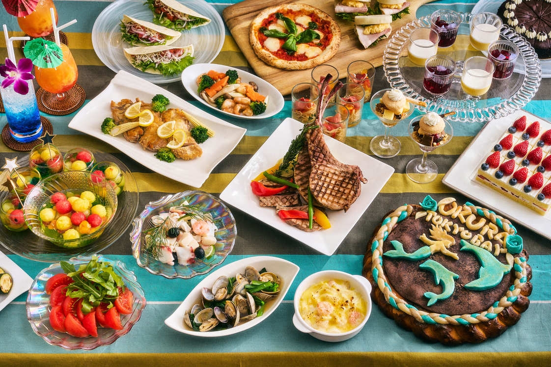 夜パークお出掛け前の早ご飯ブッフェ！（夕食・モーニングBOX付）【パークチケット購入可】