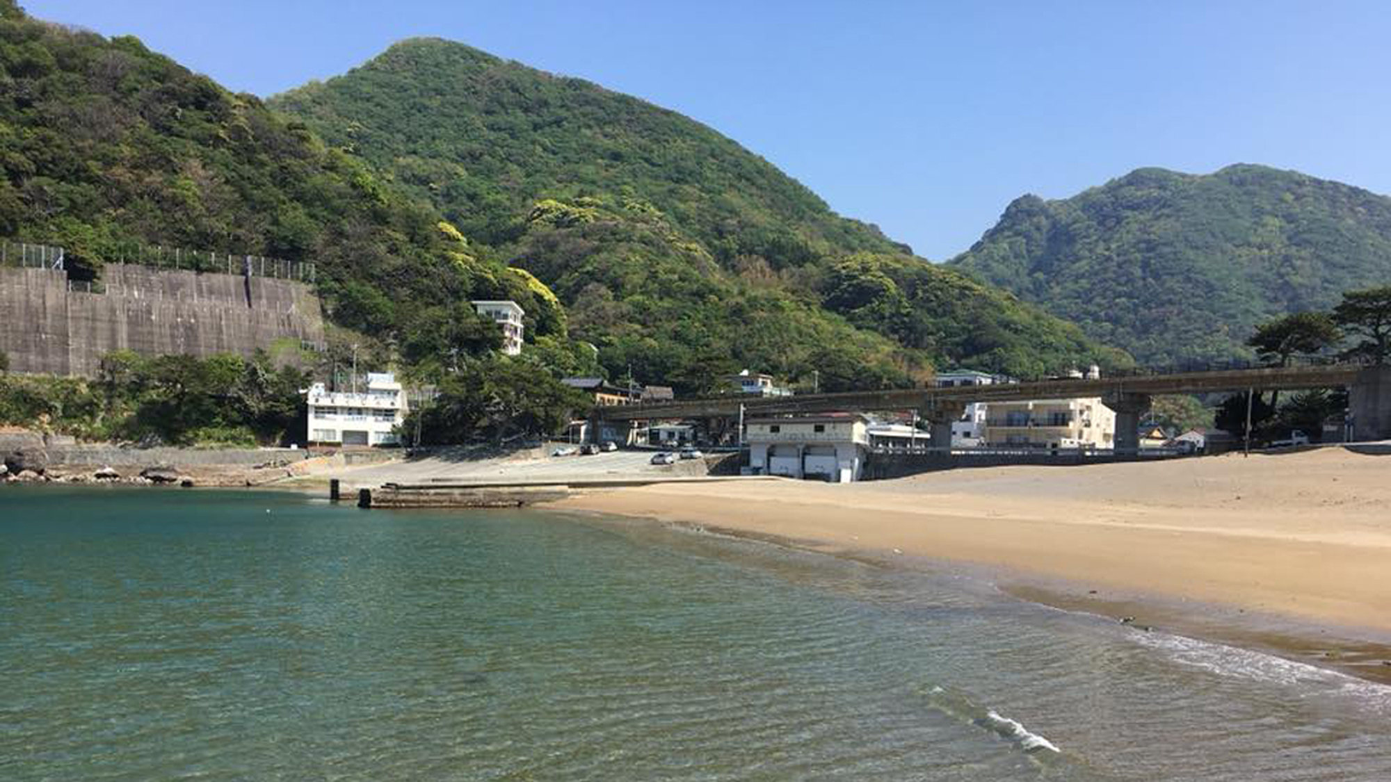 *【雲見海水浴場】ダイビングスポットとして有名な雲見海水浴場。