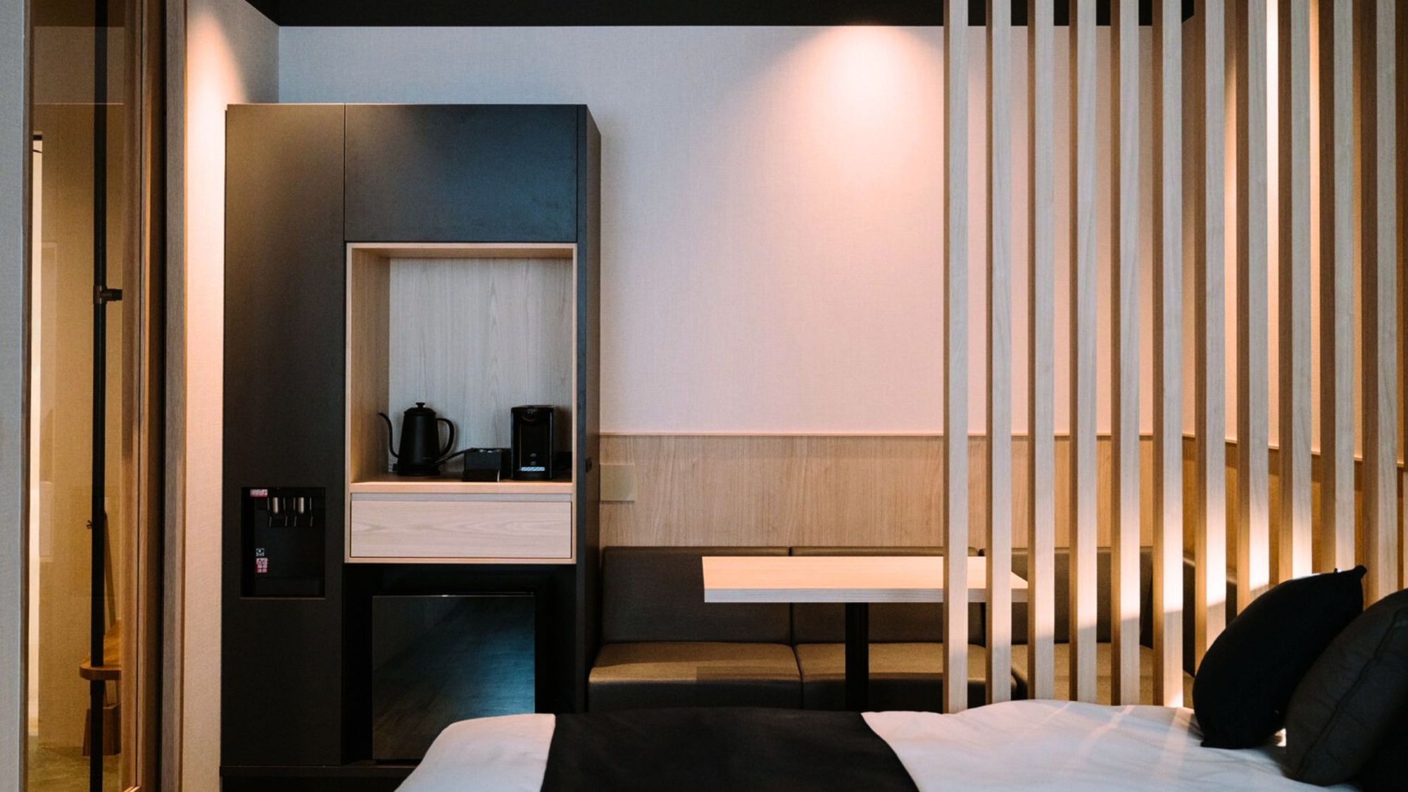 【PremiumSuite】檜の香りに癒されるバスタイム／ワンランク上の空間で過ごす、心解き放つ贅沢