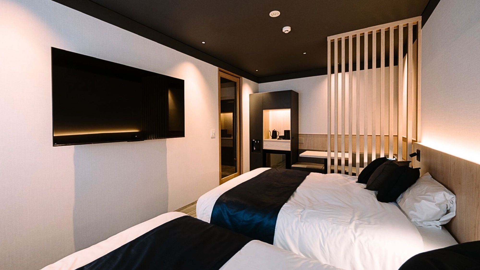 【PremiumSuite】檜の香りに癒されるバスタイム／ワンランク上の空間で過ごす、心解き放つ贅沢