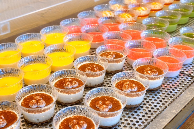 【学生限定★卒業旅行応援｜2食付】 富士急ハイランド1日券×卓球1時間無料♪夕朝食バイキング付プラン