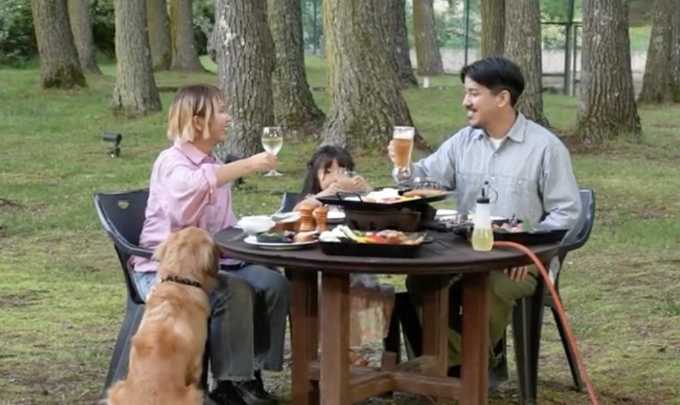 【愛犬と過ごす夏夜】星空溶岩プレートBBQ｜温水プール利用券付（※非営業日は館内利用券）／1泊2食付
