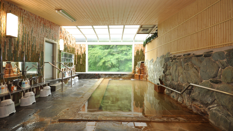 【朝食付】大自然の天然温泉で湯ったり、朝は温泉水で作った自慢の湯豆腐を♪≪温泉×朝食≫