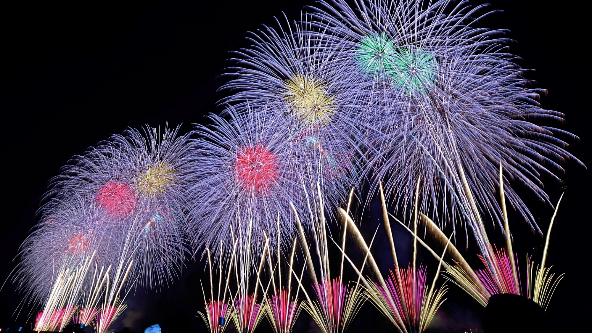 日本三大花火【長岡花火】を観に行こう！