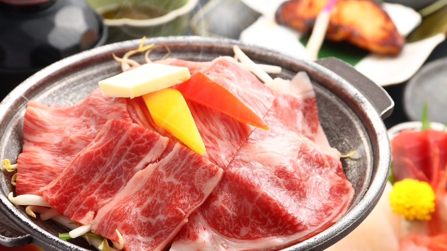 【夕食】  台の物 ハマナス 国産牛肉の陶板焼き 