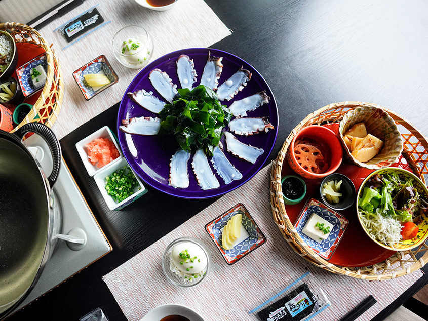 島朝食　たこしゃぶ