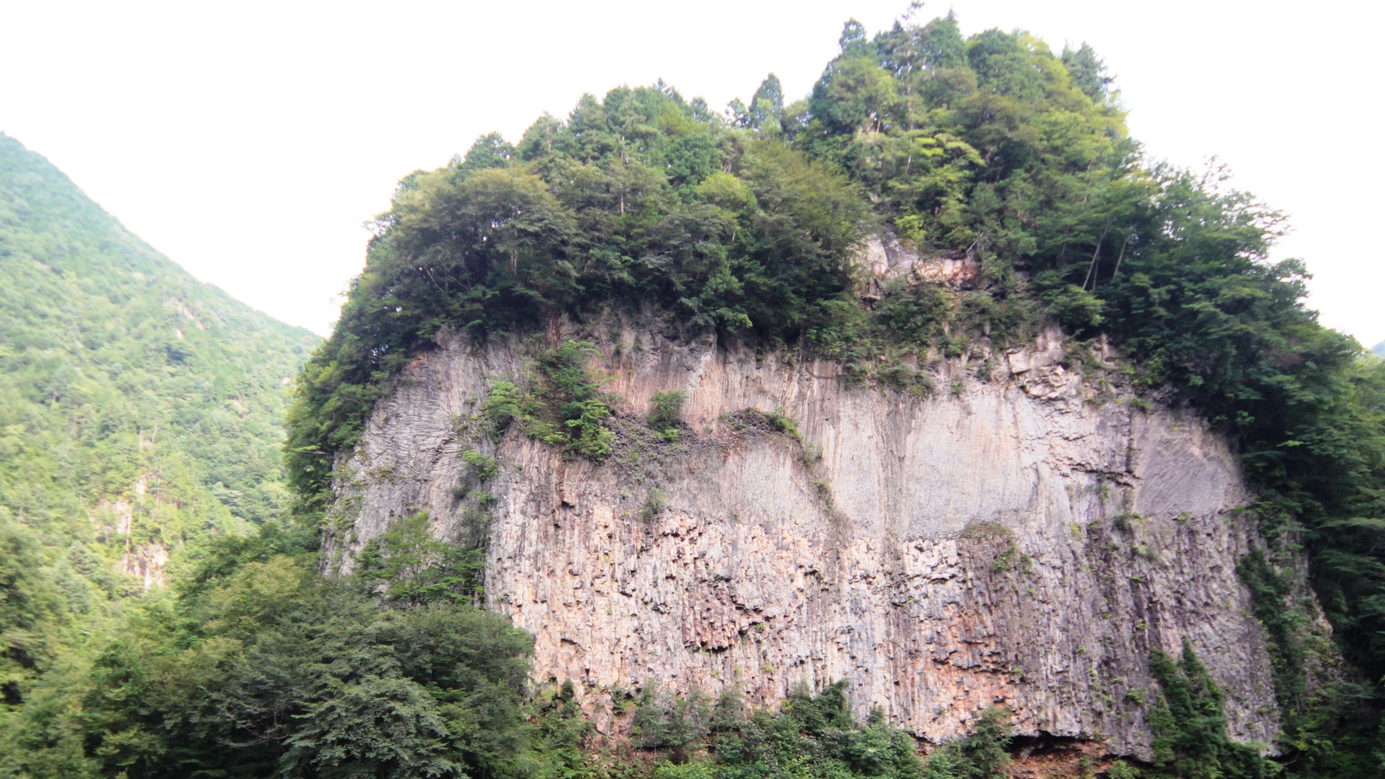 ・周辺観光地　巌立峡　