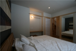 ベッドルーム３