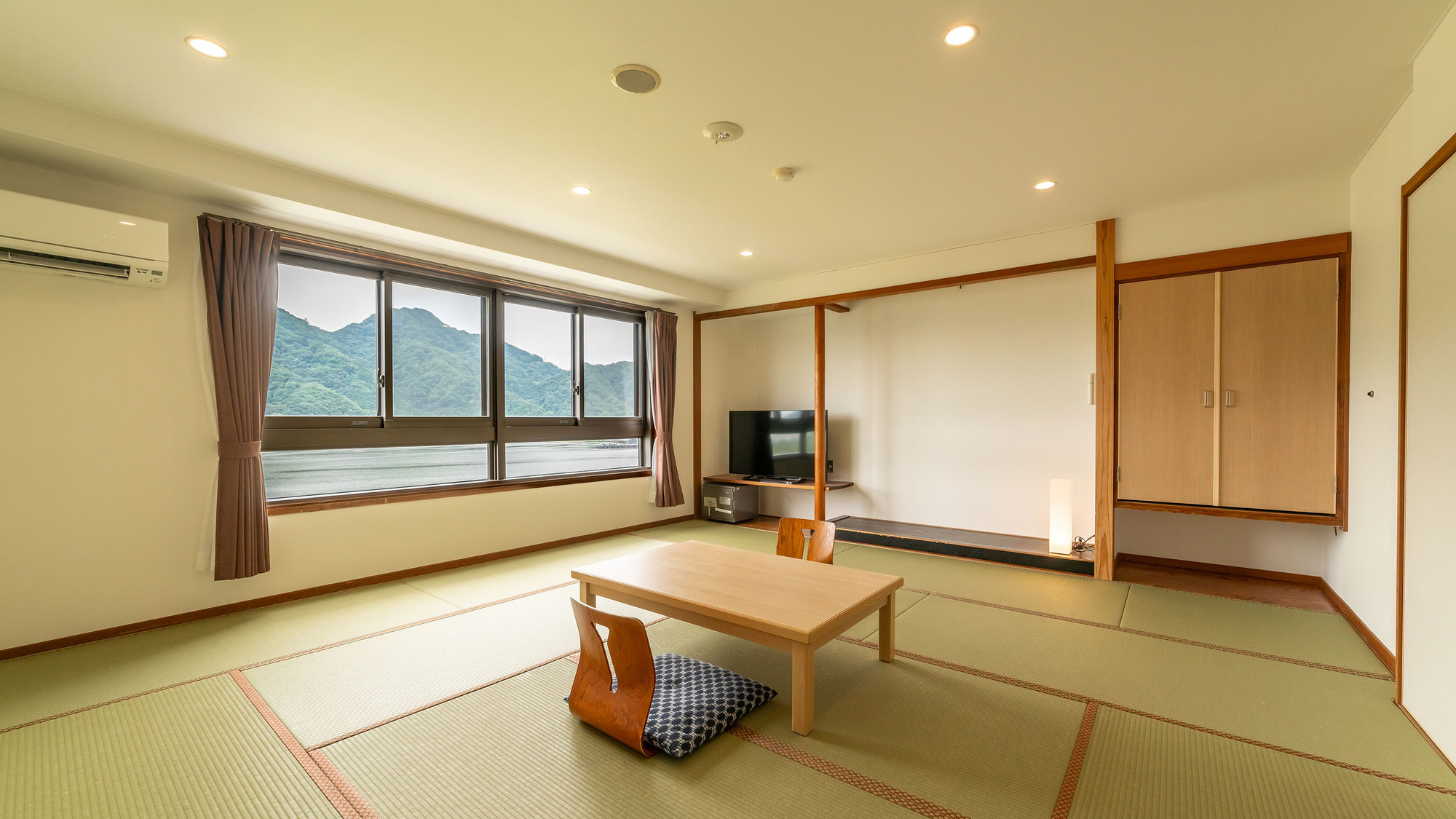 【禁煙】スタンダードメゾネット ツイン10畳内風呂あり