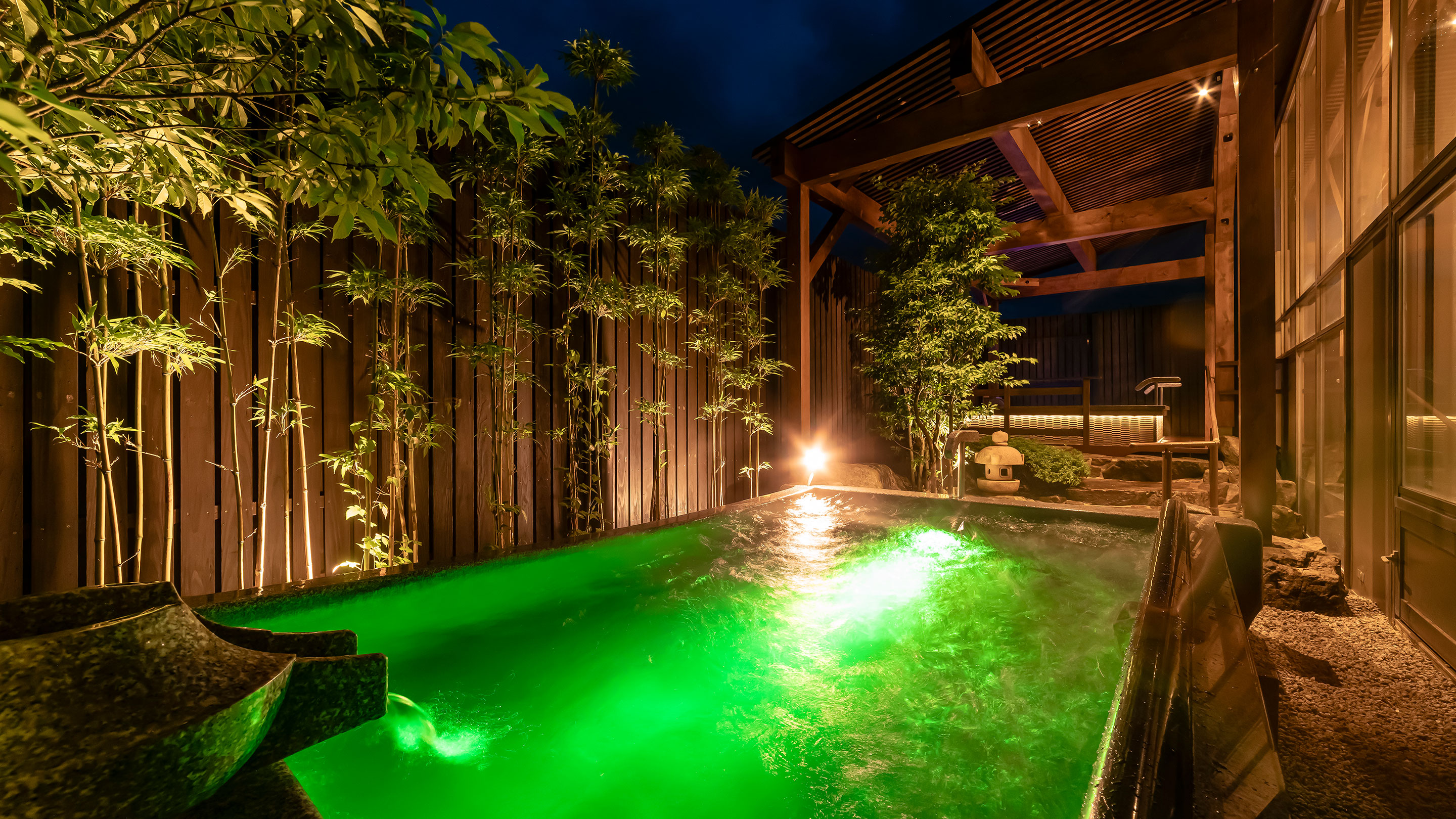 くるひの湯_露天風呂※温泉ではございません※イメージ