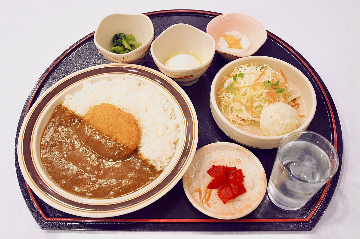 【朝食夕食無料プラン】☆サラダ＆ドリンクバー付き☆