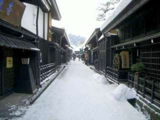 飛騨高山　古い町並み　上三之町