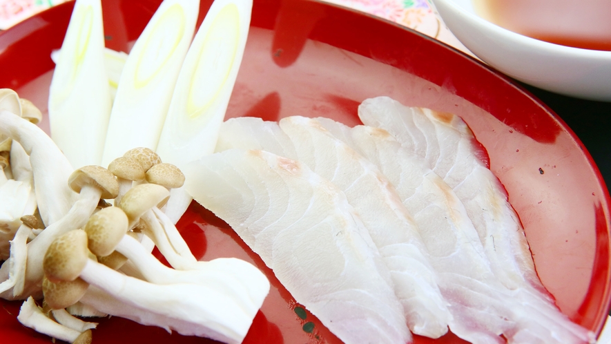 ◆和夕食コースの鯛しゃぶ☆贅沢な食べ方をぜひ♪刺身で食べるのとまた別格！