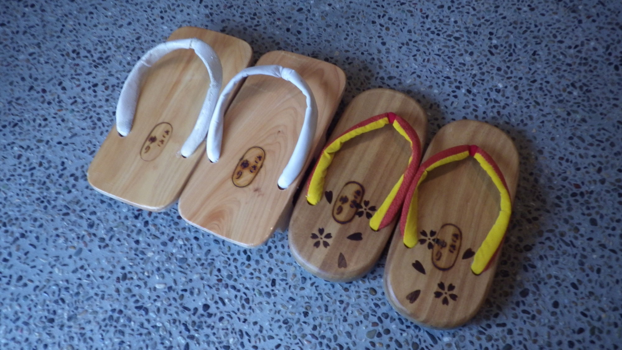 *可愛らしい下駄でお散歩♪