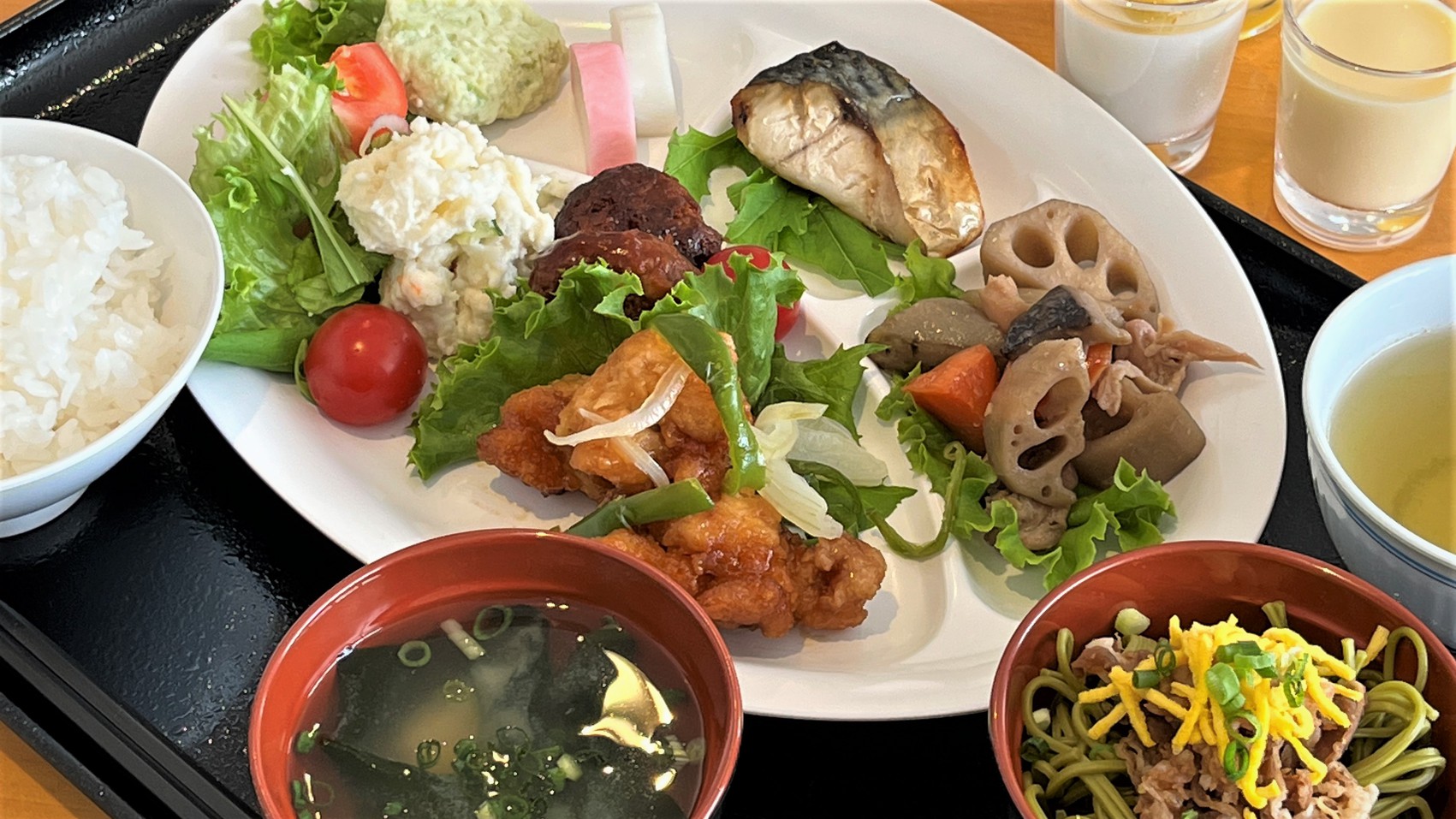 『カップルプラン』【ゆっくり１２時チェックアウト】（朝食付き）