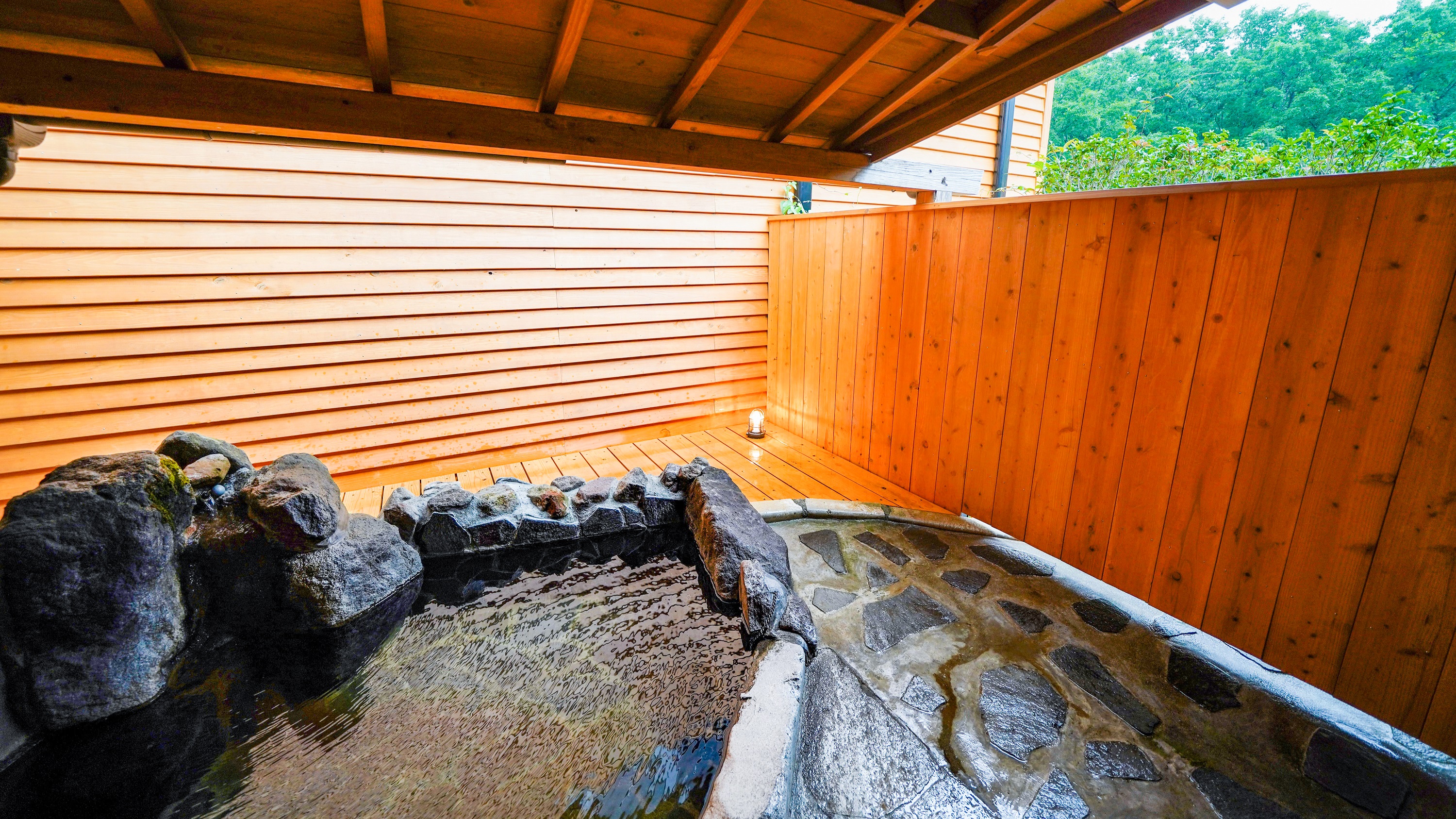 客室「もみじ庵」