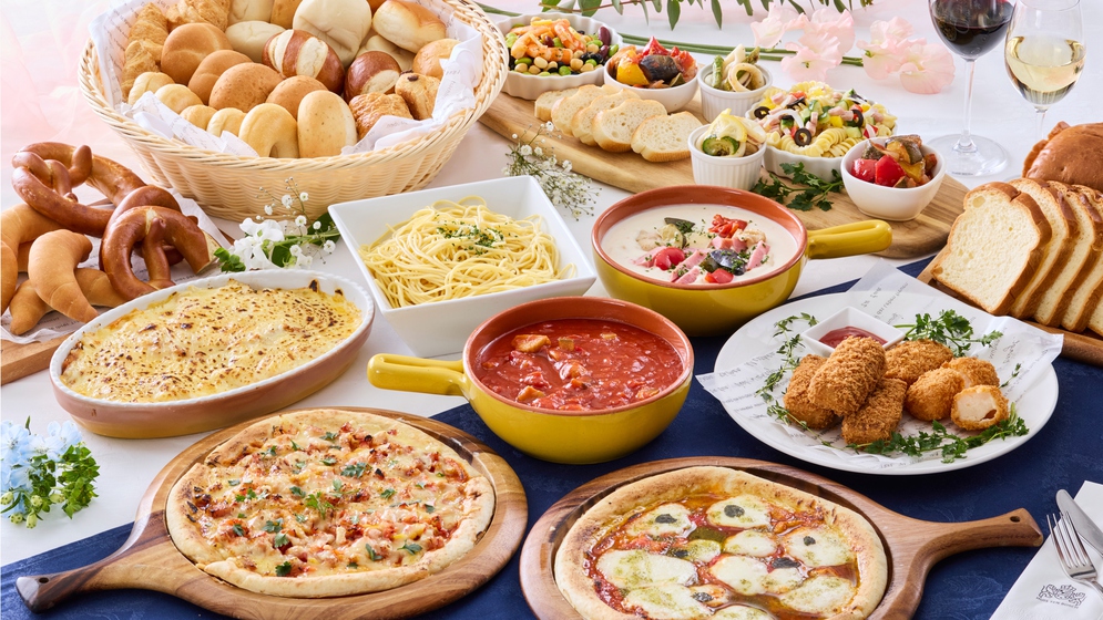 【夕食】パスタやピザなど、シンプル且つ味わい深い洋食を中心に、ブッフェスタイルにてお楽しみください。