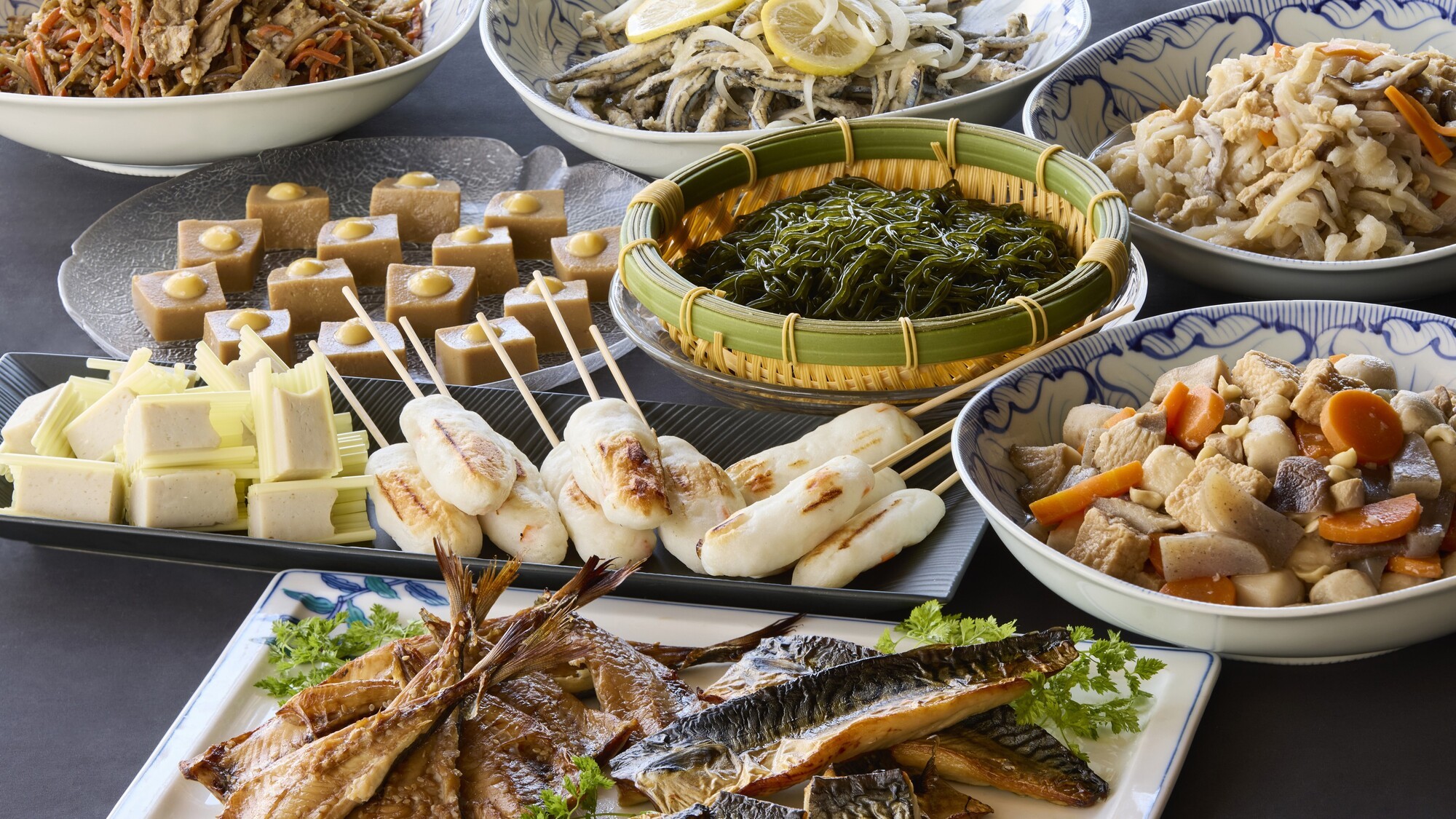 【ご朝食】地元長崎の食材をふんだんに使用したメニューもご用意しております。