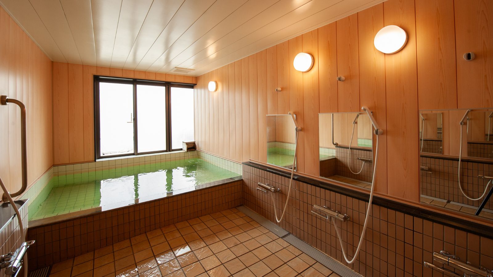 温泉（男性・浴室）