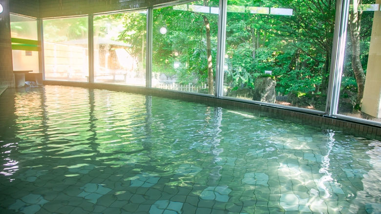 【朝食付】つるつる美肌の温泉と、地産の食材＆和洋様々なお料理を楽しめる朝食付プラン