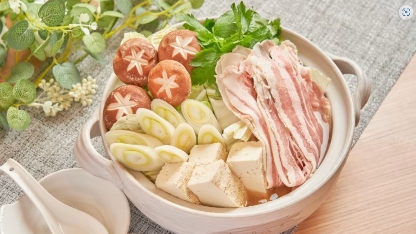 【選べるお鍋】味噌鍋・豆乳鍋・もつ鍋の3種類から！冬に食べたい人気のあったかお鍋をどうぞ