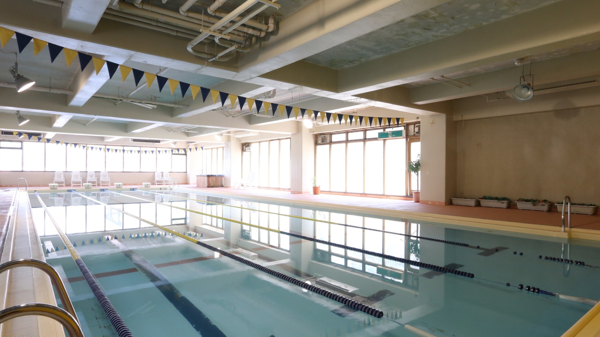 【高原リゾート】 充実のスポーツ施設と菅平一望の展望風呂。思い思いの休日を 《1泊2食付》