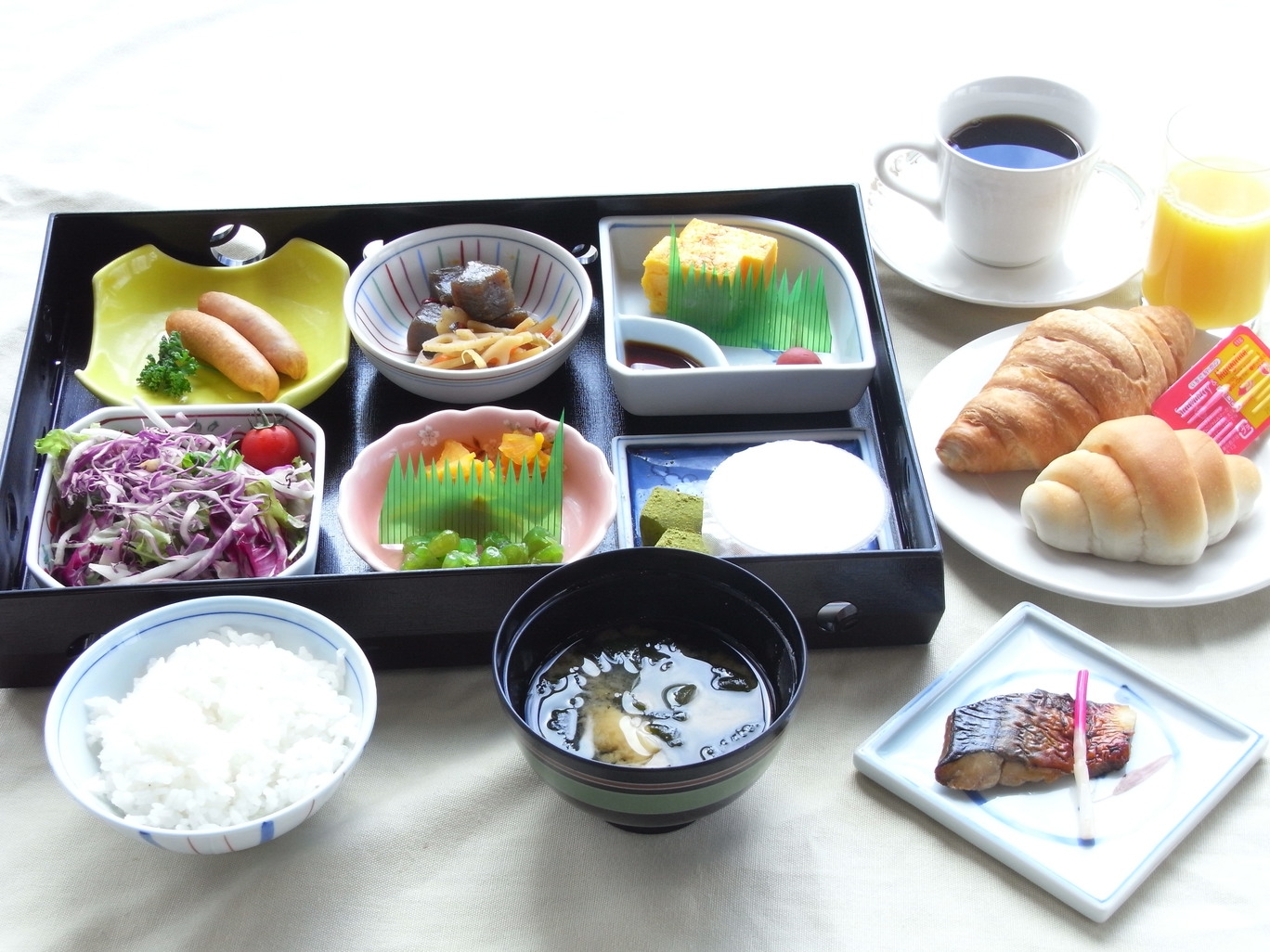 【2食付】和食と中華のいいとこ集めました！和中折衷のご夕食◆おかずたくさん和食膳のご朝食◆
