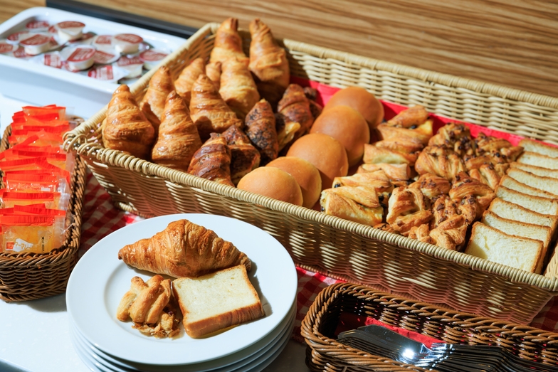 ベーシック宿泊プラン（朝食付・禁煙室）各線京都駅直結。新幹線もすぐ。雨にも濡れません！！