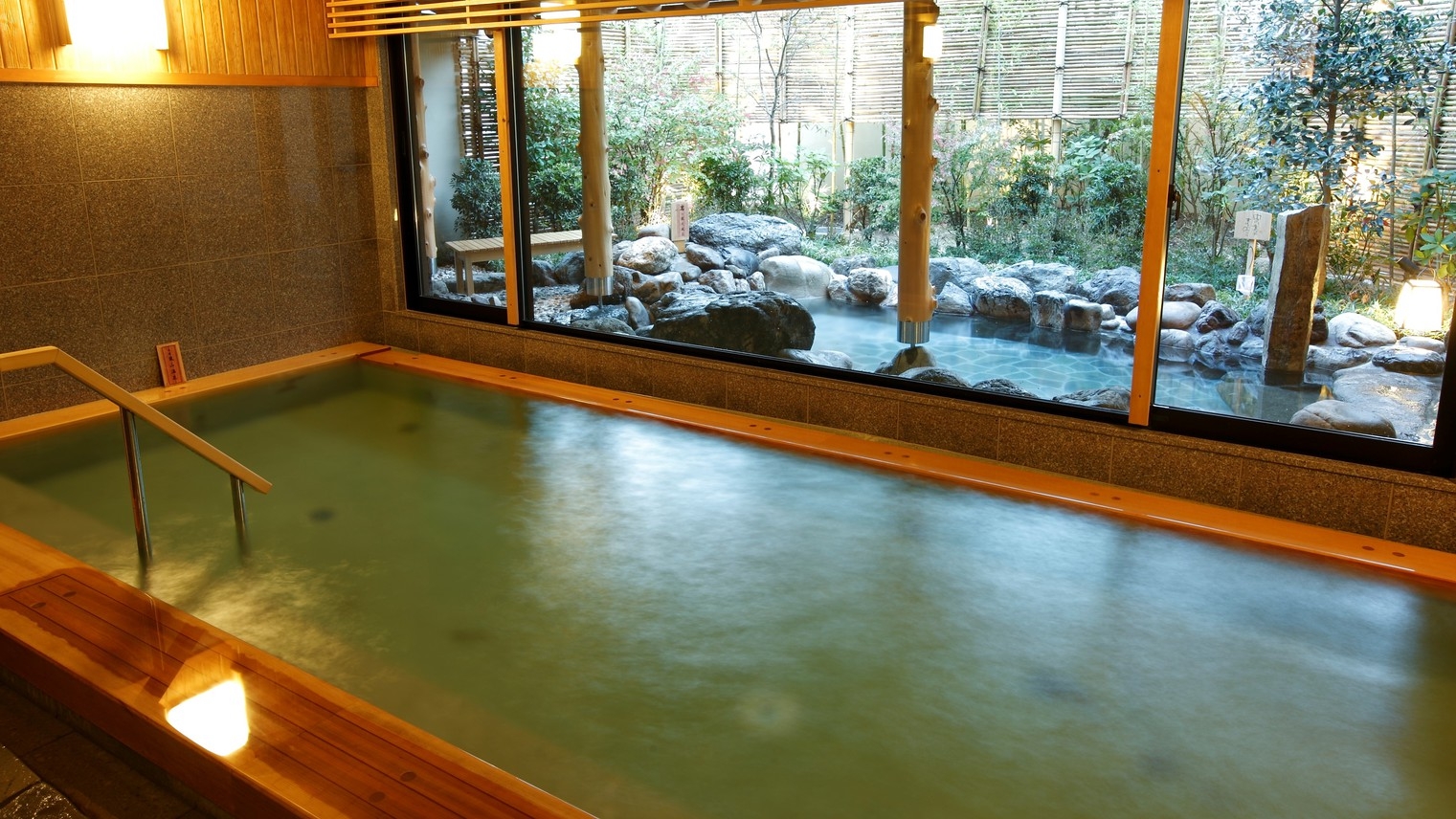 【11月◆素泊】時間を気にせず京都を満喫★天然温泉＆5ヶ所の貸切風呂♪夜鳴きそば無料