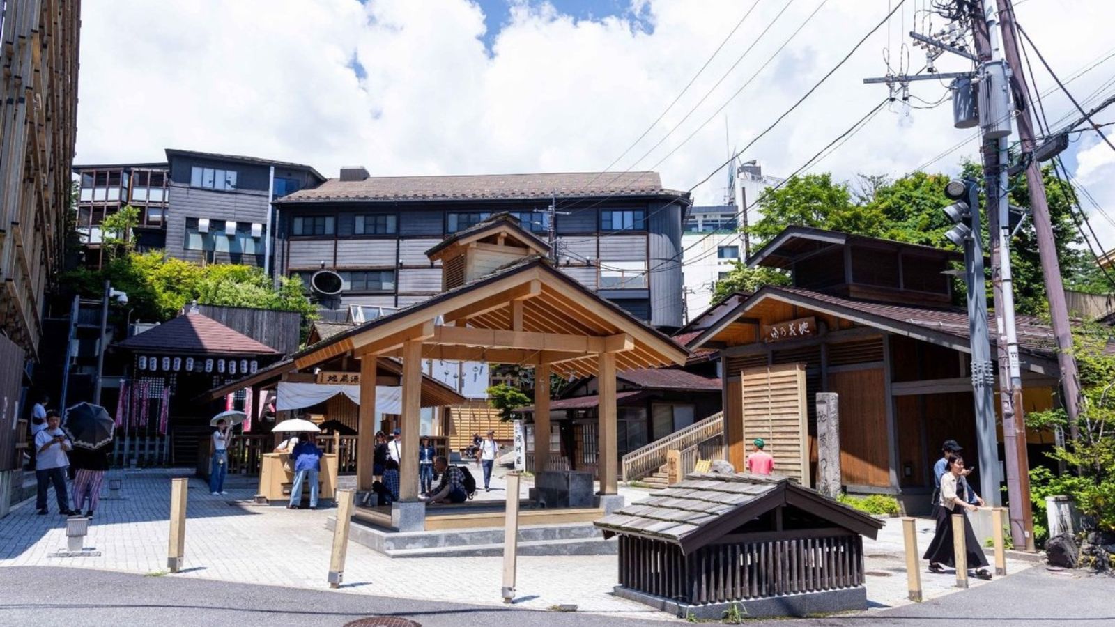 【地蔵源泉】草津温泉の歴史を感じる静かな湯処