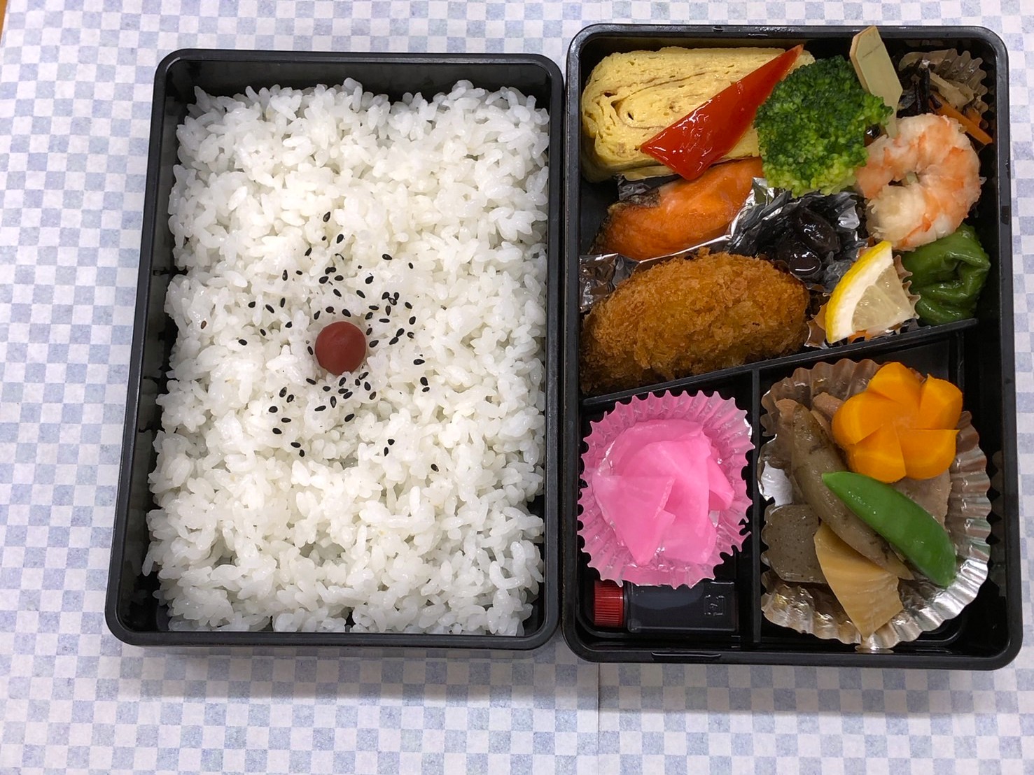 お弁当（お電話にてお問い合わせください）