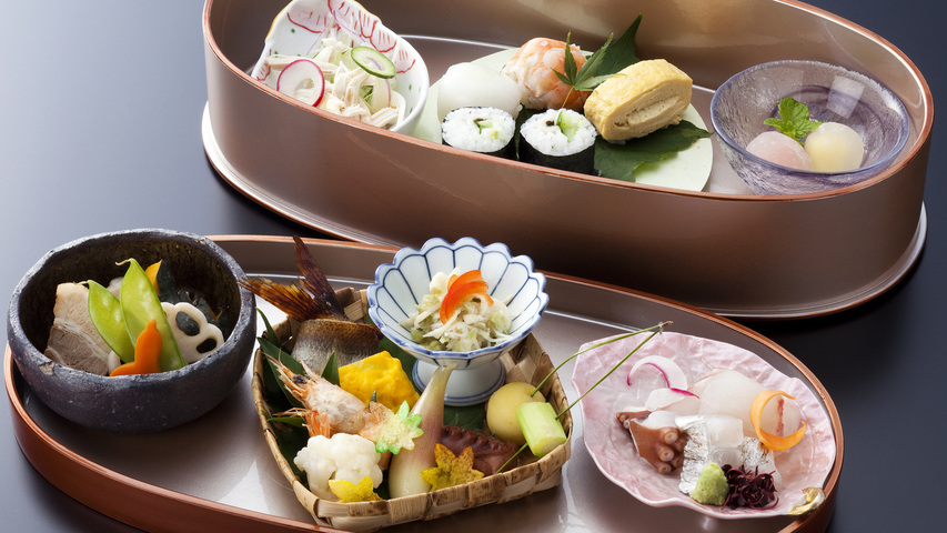 【はなごよみ御膳】季節のカジュアルディナー＆海辺の湯巡りを満喫(二つの源泉と多彩な湯殿)