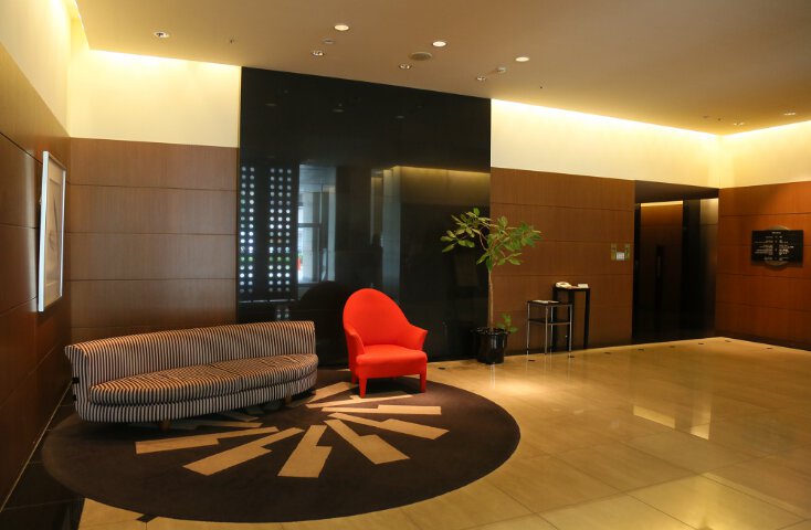 1F入口エントランス